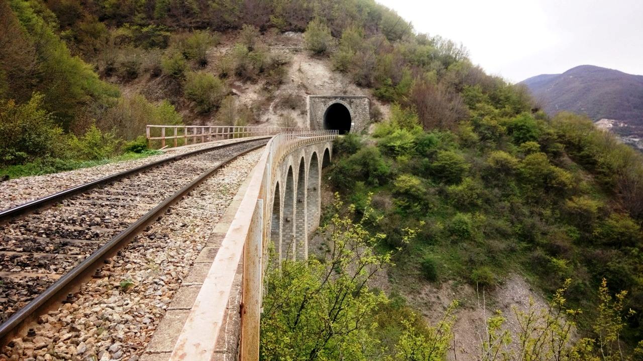 زیباترین مسیرهای ریلی ایران؛ سفری به دل طبیعت