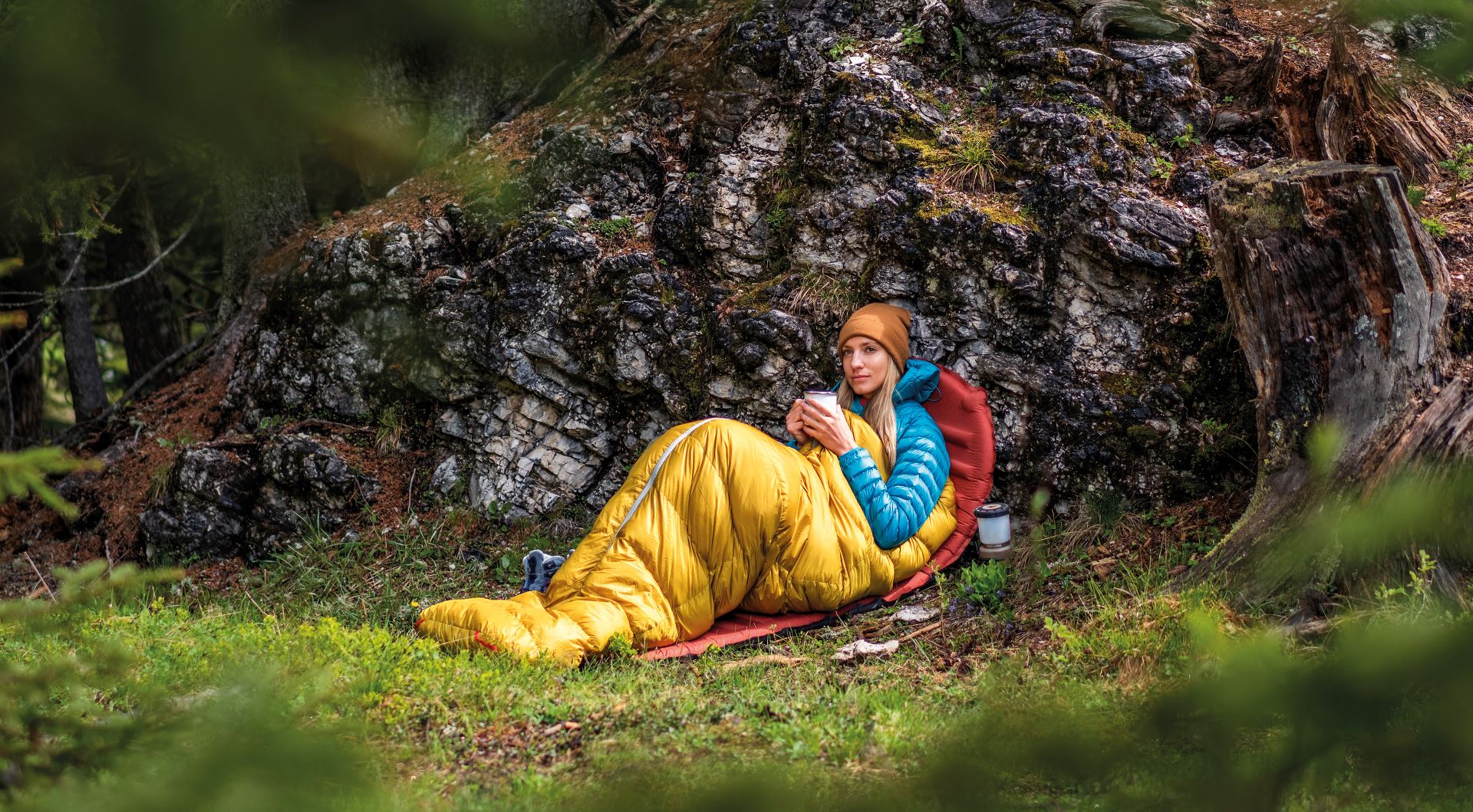 چادر مسافرتی یا کیسه خواب؟