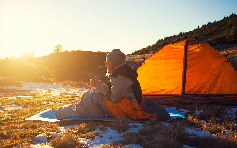 چادر مسافرتی یا کیسه خواب؟