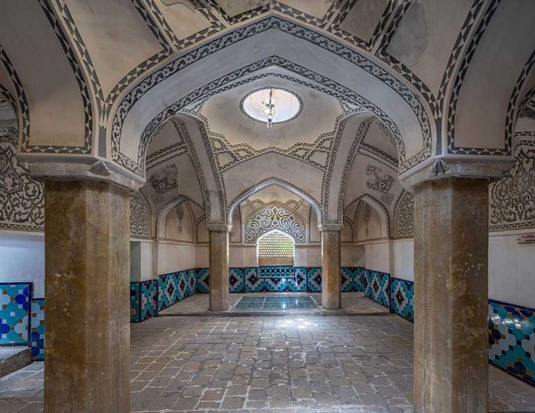 راهنمای کامل بازدید از باغ فین کاشان؛ از معماری تا حمام امیرکبیر
