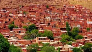 بهترین زمان بازدید از روستای ابیانه و نکات مهم عکاسی