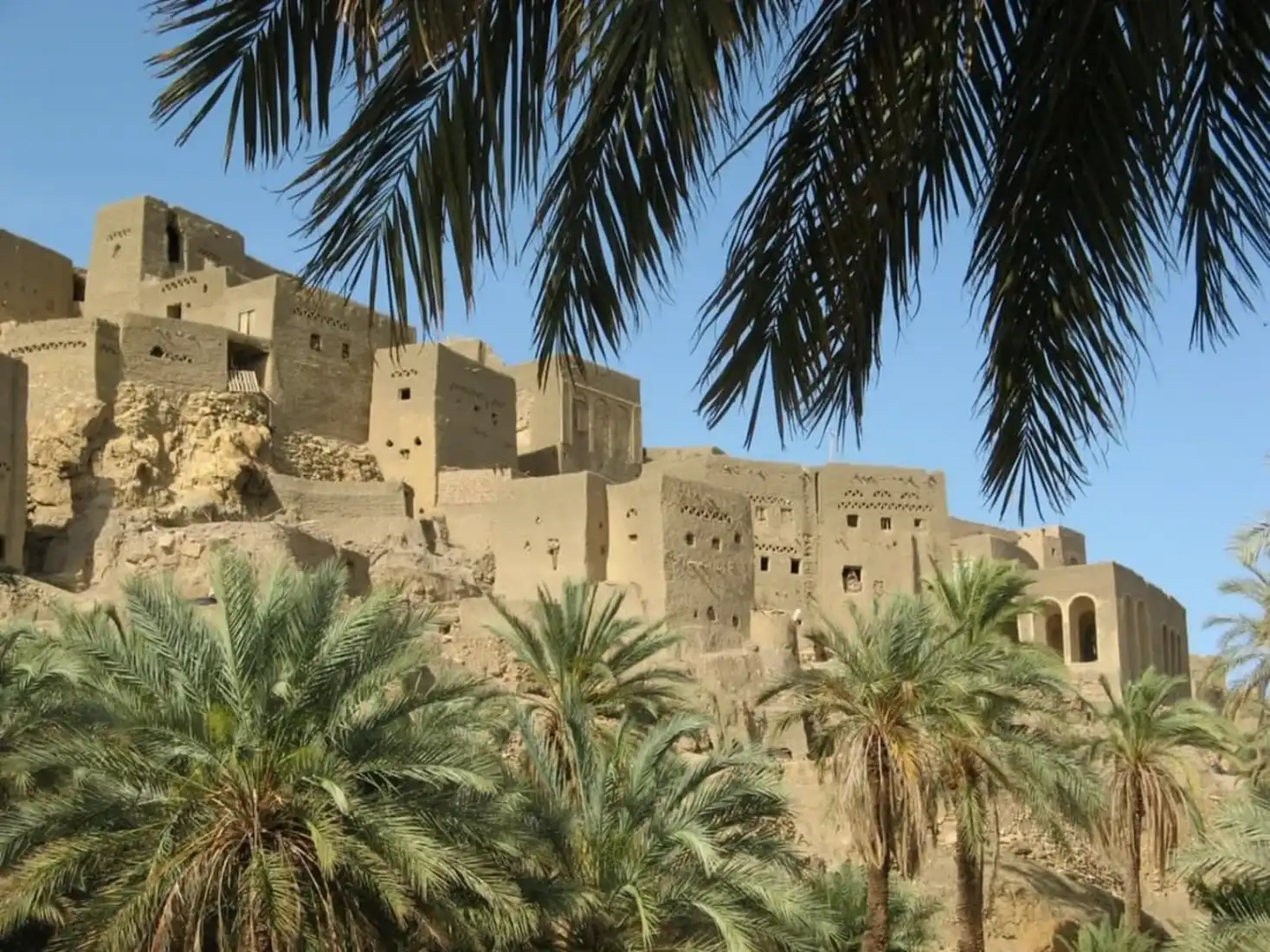 روستای نایبند طبس؛ بررسی معماری پلکانی و تاریخچه ماسوله کویر